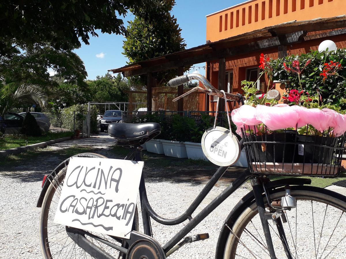 La Campagnola Trattoria Con Alloggio Misano Adriatico Exterior photo